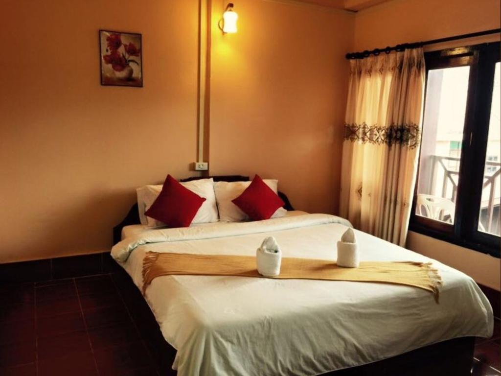Happy River View Hotel 방 비엥 외부 사진