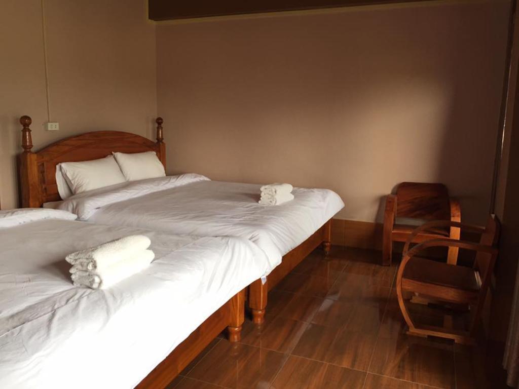 Happy River View Hotel 방 비엥 외부 사진