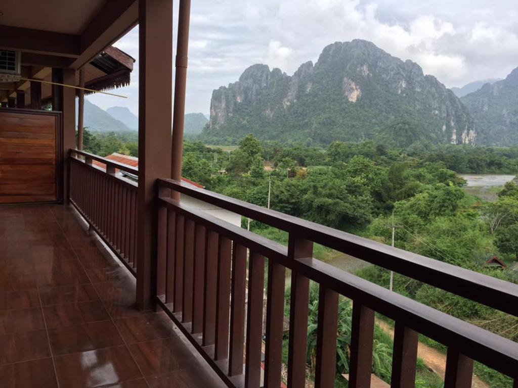 Happy River View Hotel 방 비엥 외부 사진