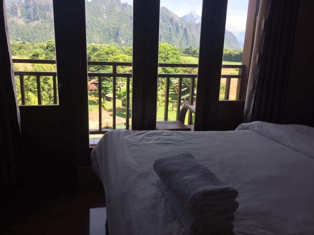 Happy River View Hotel 방 비엥 외부 사진