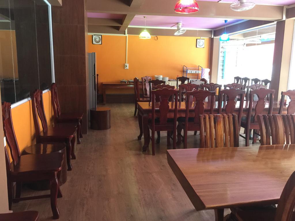 Happy River View Hotel 방 비엥 외부 사진