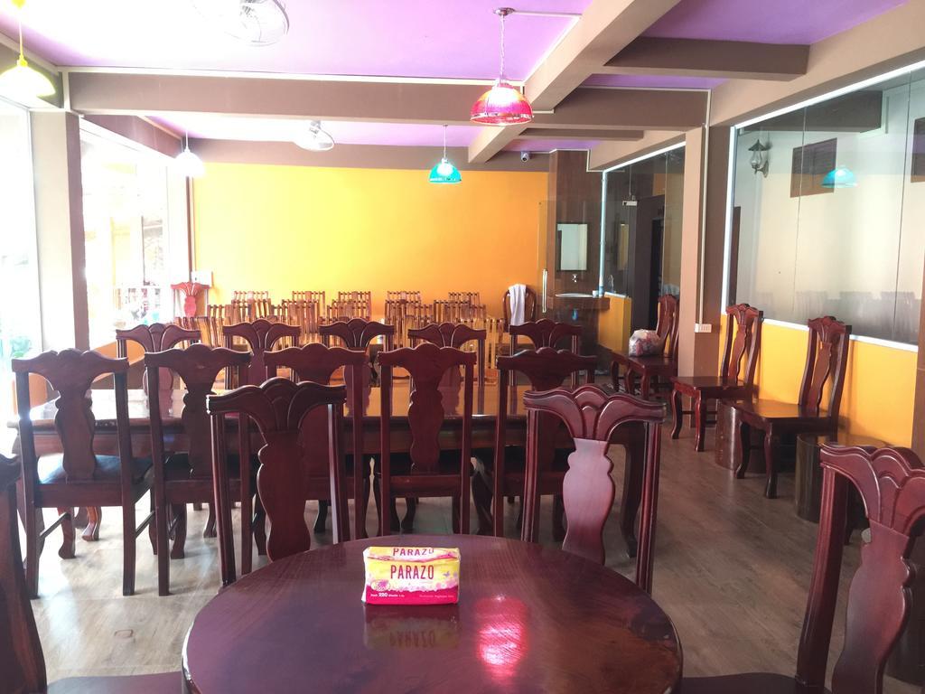 Happy River View Hotel 방 비엥 외부 사진