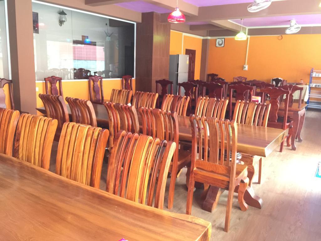 Happy River View Hotel 방 비엥 외부 사진