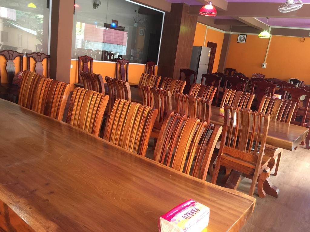 Happy River View Hotel 방 비엥 외부 사진